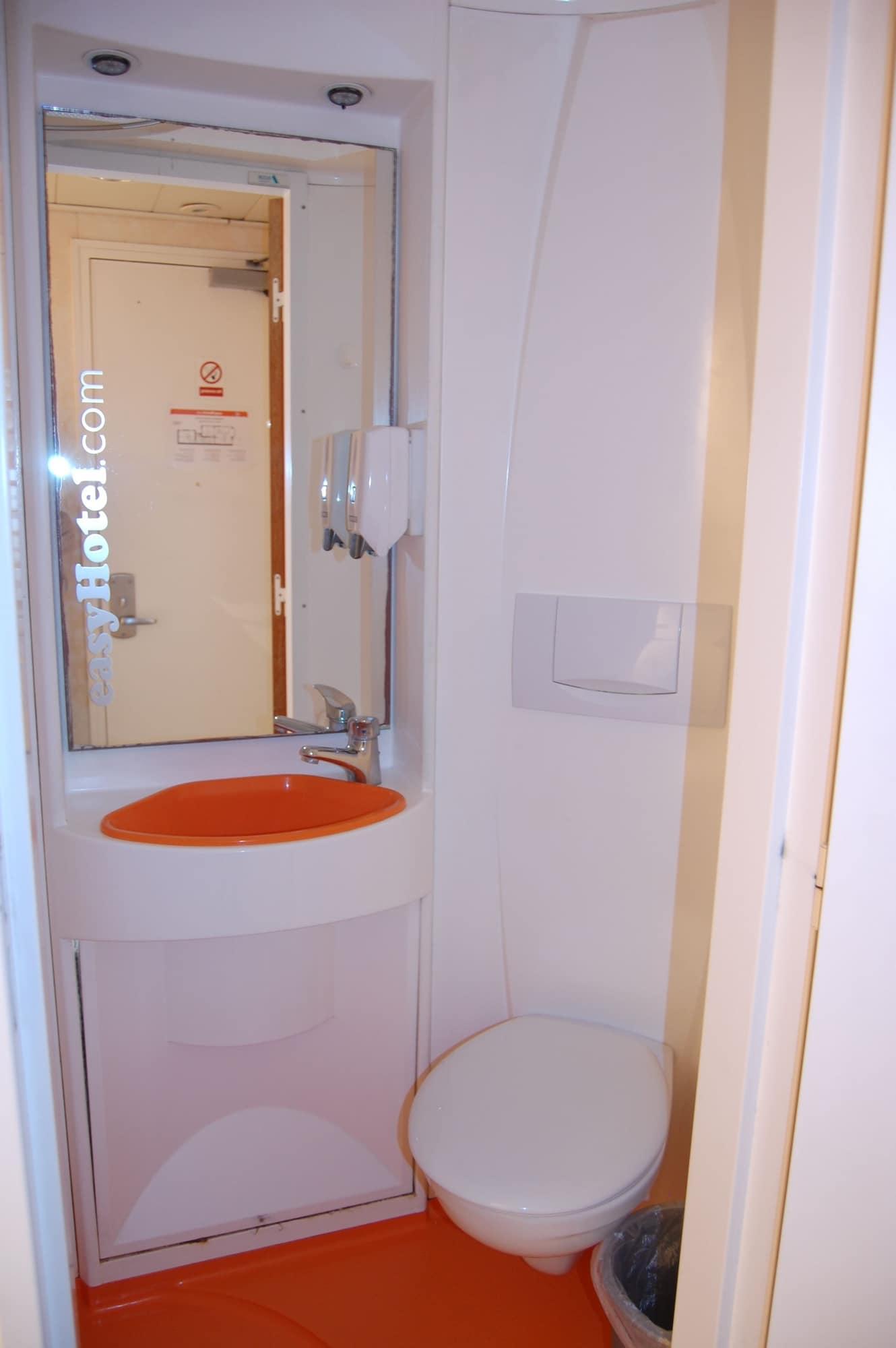 Easyhotel South Kensington London Luaran gambar